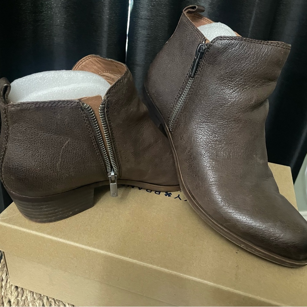 Lucky Brand Brown Accent Details